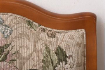 中古　横浜クラシック家具　ダニエル(daniel) LD(エルディー)シリーズA-543　上品な安らぎの雰囲気醸し出すチェア(ダイニングチェア)(定価約20万円)