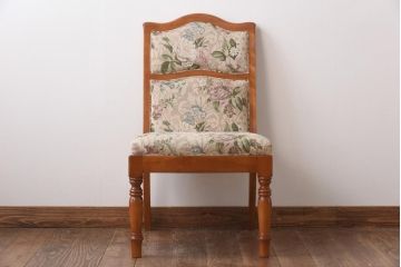 中古　横浜クラシック家具　ダニエル(daniel) LD(エルディー)シリーズA-543　上品な安らぎの雰囲気醸し出すチェア(ダイニングチェア)(定価約20万円)(1)