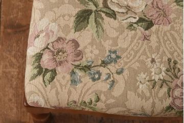 中古　横浜クラシック家具　ダニエル(daniel) LD(エルディー)シリーズA-543　上品な安らぎの雰囲気醸し出すチェア(ダイニングチェア)(定価約20万円)(1)