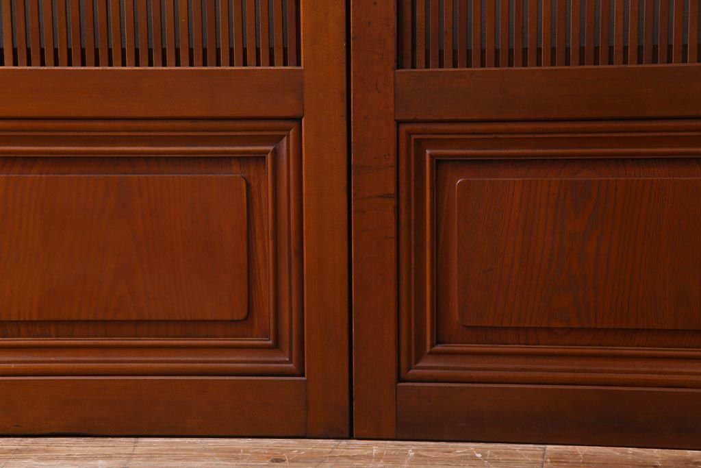 昭和中期　極上品　腰板ケヤキ材　趣と品のある佇まいが魅力の格子戸4枚セット(引き戸、建具)