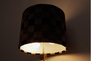 海外製　チェッカー模様がモダンでおしゃれなスタンドライト