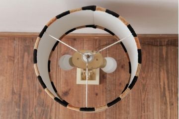 海外製　チェッカー模様がモダンでおしゃれなスタンドライト