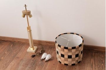 海外製　チェッカー模様がモダンでおしゃれなスタンドライト