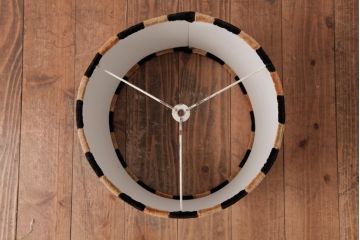 海外製　チェッカー模様がモダンでおしゃれなスタンドライト