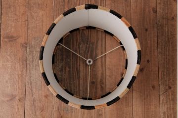 海外製　チェッカー模様がモダンでおしゃれなスタンドライト