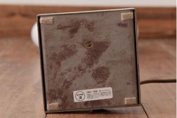 海外製　チェッカー模様がモダンでおしゃれなスタンドライト