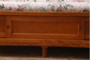 中古　横浜クラシック家具　ダニエル(daniel)A-545　上質な3人掛けソファ(定価約50〜60万円)(1)