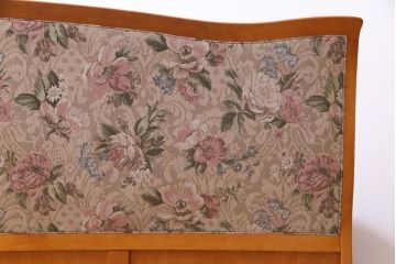 中古　横浜クラシック家具　ダニエル(daniel)A-545　上質な3人掛けソファ(定価約50〜60万円)(1)