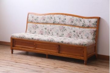 中古　横浜クラシック家具　ダニエル(daniel)A-545　上質な3人掛けソファ(定価約50〜60万円)(1)