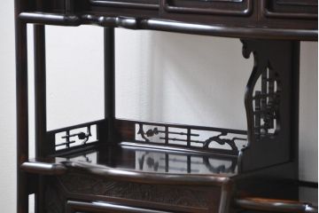 ビンテージ　民芸家具　縞黒檀材　艶やかな質感が高級感漂う飾り棚(茶棚)