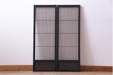 ラフジュ工房オリジナル　リメイク家具　アンティークの建具を使った和モダンな戸棚(ガラス戸棚、収納棚、サイドボード)