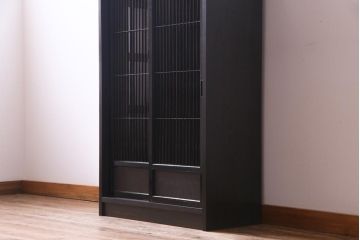 ラフジュ工房オリジナル　リメイク家具　アンティークの建具を使った和モダンな戸棚(ガラス戸棚、収納棚、サイドボード)