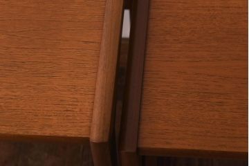 北欧家具　G-PLAN　チーク材　木のぬくもりが感じられるネストテーブル(サイドテーブル)(2)