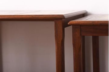 【K様ご成約品】北欧ビンテージ　デンマーク　TOFTEN社　タイルトップがおしゃれなチーク材のネストテーブル(サイドテーブル)