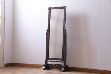 アンティーク雑貨　中古　伝統工芸　軽井沢彫り　繊細な桜の意匠が施された姿見(鏡、ミラー)