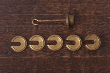 アンティーク雑貨　昭和レトロ　日本製衡所　ビンテージ感漂う郵便局のはかり(天秤)