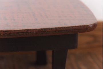 アンティーク家具　昭和初期　ひと味違った味わいが魅力の角ちゃぶ台(ローテーブル)