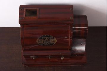 アンティーク雑貨　和製アンティーク　ミクニ自動金銭分類器　レトロな佇まいが魅力の木製レジスター