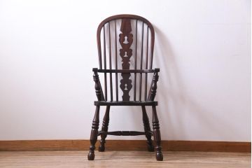 中古美品　九州民芸家具　クラシカルな空間に馴染むアームチェア(ワークチェア)