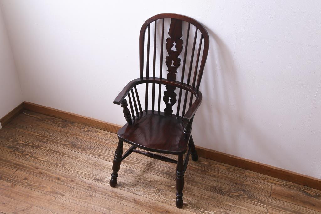 中古美品　九州民芸家具　クラシカルな空間に馴染むアームチェア(ワークチェア)