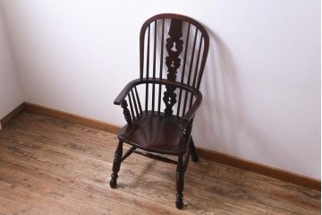 中古美品　九州民芸家具　クラシカルな空間に馴染むアームチェア(ワークチェア)