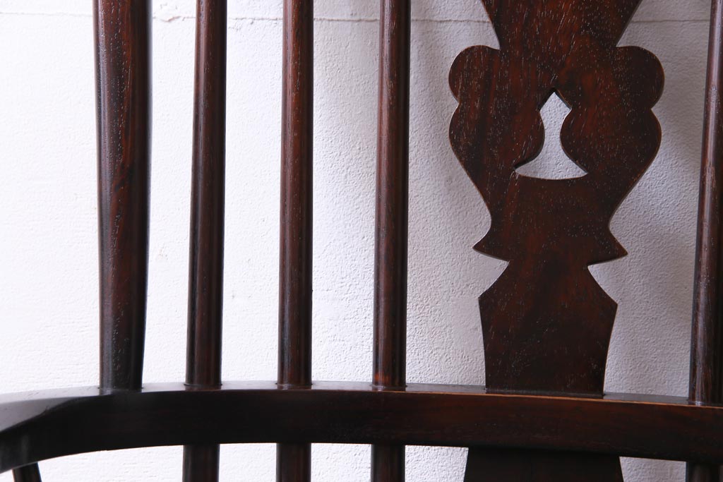 中古美品　九州民芸家具　クラシカルな空間に馴染むアームチェア(ワークチェア)