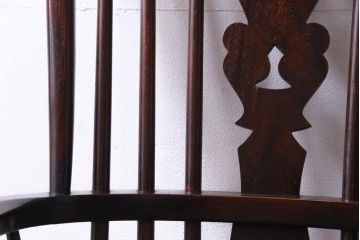 中古美品　九州民芸家具　クラシカルな空間に馴染むアームチェア(ワークチェア)