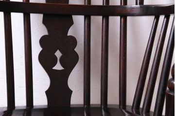 中古美品　九州民芸家具　クラシカルな空間に馴染むアームチェア(ワークチェア)