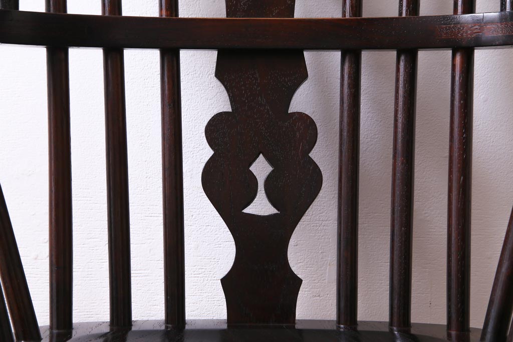 中古美品　九州民芸家具　クラシカルな空間に馴染むアームチェア(ワークチェア)