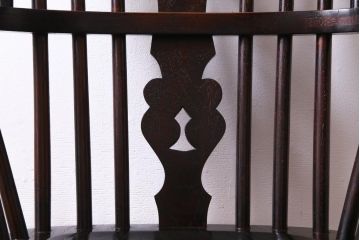 中古美品　九州民芸家具　クラシカルな空間に馴染むアームチェア(ワークチェア)