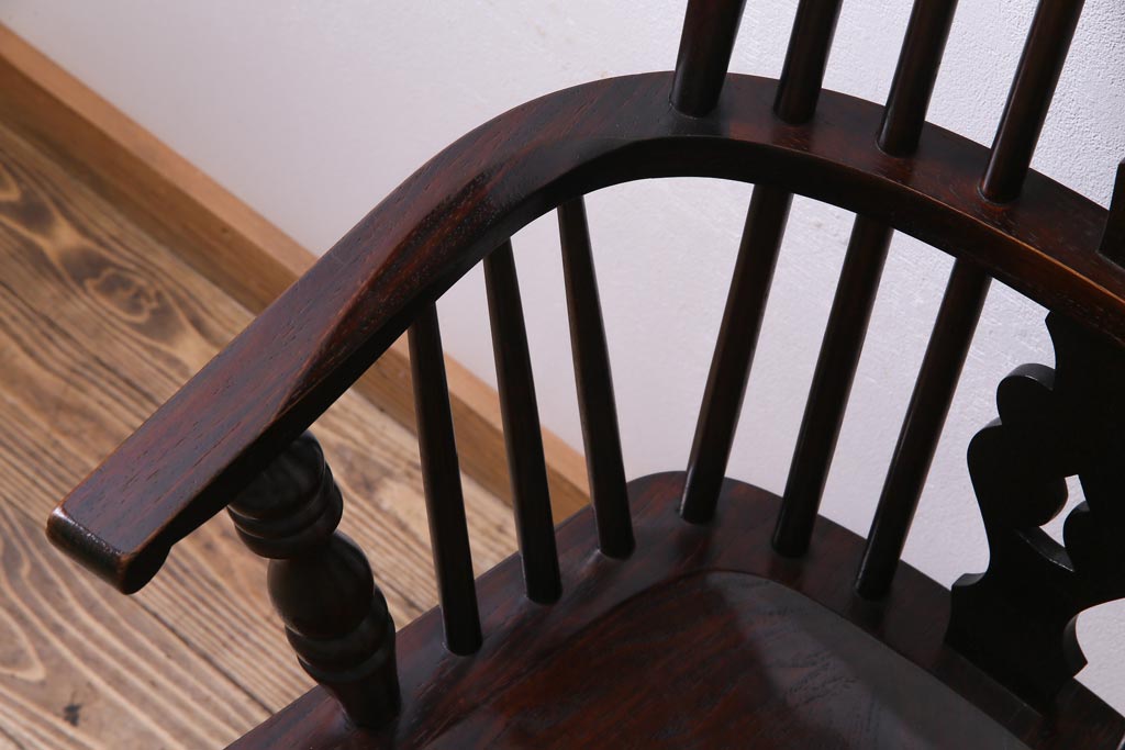 中古美品　九州民芸家具　クラシカルな空間に馴染むアームチェア(ワークチェア)