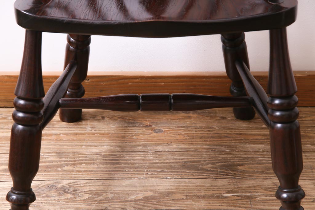 中古美品　九州民芸家具　クラシカルな空間に馴染むアームチェア(ワークチェア)