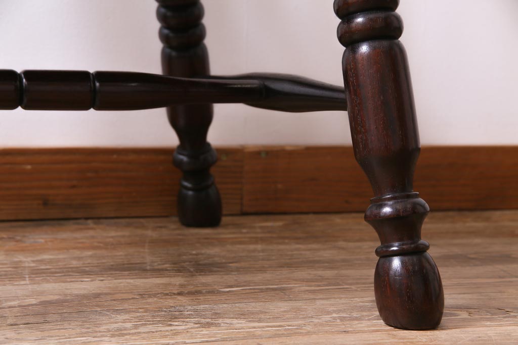 中古美品　九州民芸家具　クラシカルな空間に馴染むアームチェア(ワークチェア)