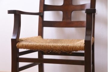 中古美品　松本民芸家具　ラッシ座面が目を引くSP十字アームチェア(ラッシチェア、椅子)(2)