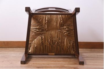 中古美品　松本民芸家具　ラッシ座面が目を引くSP十字アームチェア(ラッシチェア、椅子)(2)