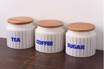 アンティーク雑貨　イギリスビンテージ　HORNSEA(ホーンジー)　ストライプがかわいらしいキャニスター・小3点セット(保存容器、ジャー)