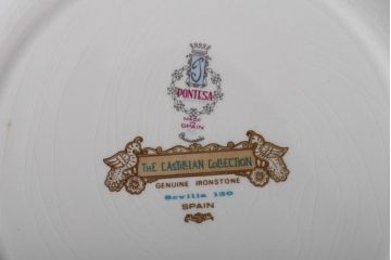 スペイン　PONTESA(ポンテサ)　グリーンの花柄が可愛らしいビンテージのプレート・大2点セット(大皿、洋食器)(1)