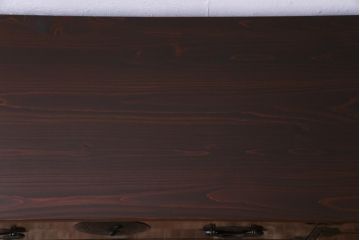 アンティーク家具　和製アンティーク　桜丸金具　漆塗り　和モダンの雰囲気漂う米沢箪笥ローボード(和タンス、ローボード、リビングボード、引き出し)