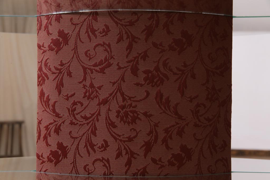 アンティーク家具　フランスアンティーク　ウォールナット材　エレガントな雰囲気が魅力のガラスケース(飾り棚、ガラスキャビネット)