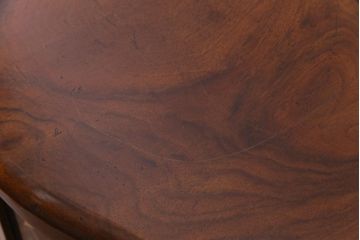 アンティーク家具　フランスアンティーク　ウォールナット材　エレガントな雰囲気が魅力のガラスケース(飾り棚、ガラスキャビネット)