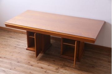 中古　横浜クラシック家具　ダニエル(daniel)　A-322・A-320　組み立て式ダイニングテーブル(定価約60万円)