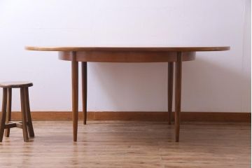 ヴィンテージ家具　北欧ビンテージ　G-PLAN(ジープラン)　お洒落で機能的なエクステンションテーブル(ラウンドテーブル、ダイニングテーブル)(1)