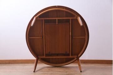 ヴィンテージ家具　北欧ビンテージ　G-PLAN(ジープラン)　お洒落で機能的なエクステンションテーブル(ラウンドテーブル、ダイニングテーブル)(1)