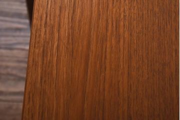 ヴィンテージ家具　北欧ビンテージ　G-PLAN(ジープラン)　温かみのある木味のネストテーブル(サイドテーブル)