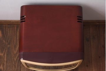 アンティーク雑貨　ジャンク品　三菱(ミツビシ、MITSUBISHI)製　ディスプレイに活躍するレトロなテレビ