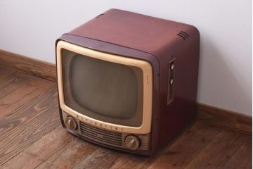アンティーク雑貨　ジャンク品　三菱(ミツビシ、MITSUBISHI)製　ディスプレイに活躍するレトロなテレビ