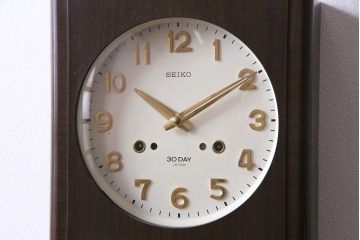 アンティーク雑貨　昭和レトロ　SEIKO(セイコー)製　4PC　手巻き式振り子時計　1ヵ月巻掛時計(柱時計、壁掛け時計)