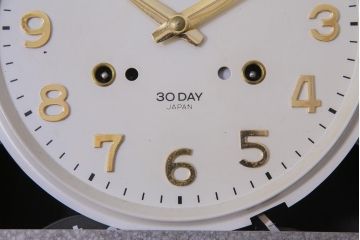 アンティーク雑貨　昭和レトロ　SEIKO(セイコー)製　4PC　手巻き式振り子時計　1ヵ月巻掛時計(柱時計、壁掛け時計)