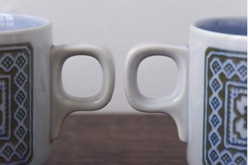 イギリスビンテージ　HORNSEA(ホーンジー)　Tapestry(タペストリー)　カップ&ソーサー3客セット