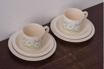 イギリスビンテージ　Hornsea(ホーンジー)　FLEUR(フルール)　トリオ2客セット(カップ&ソーサー、プレート)